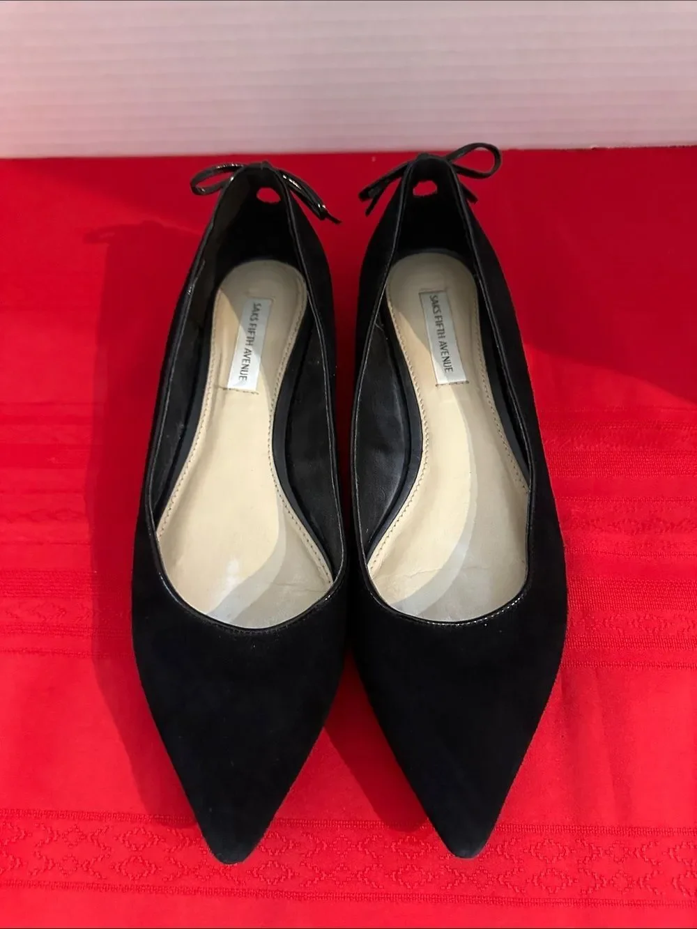 Saks 5th Avenue Black Pointed Toe Flats w/ Back Bow Tie - Size 8